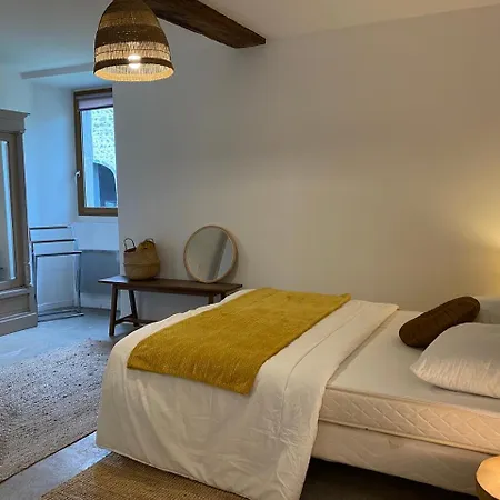 Chez Castagne Holiday home Issor