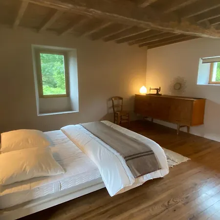 Holiday home Chez Castagne Issor